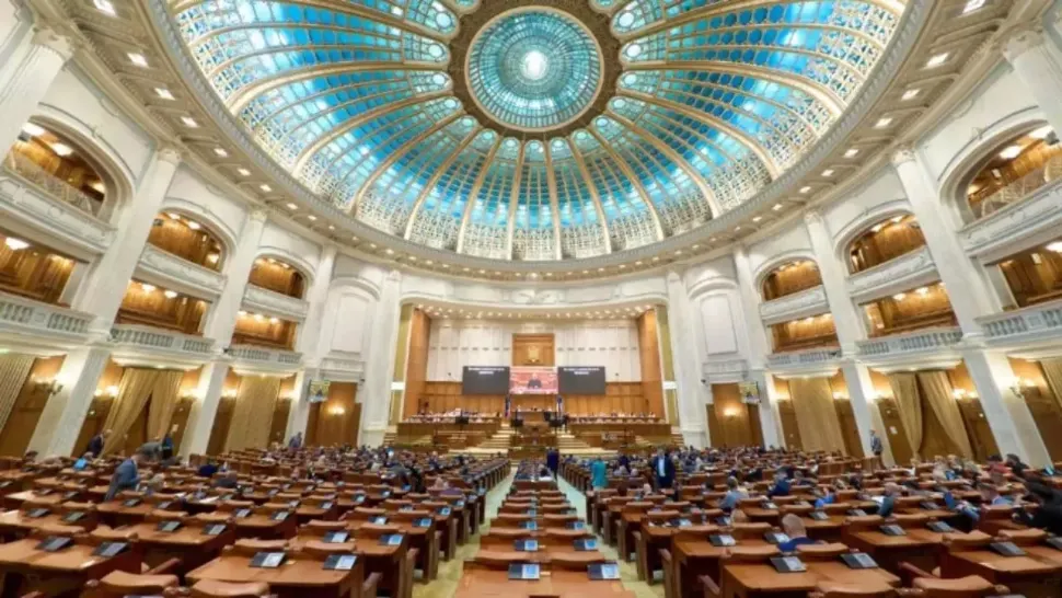 Senatul a ales noua conducere a Institutului Cultural Român. Corina Încroșnatu, propunerea PSD, este noul președinte