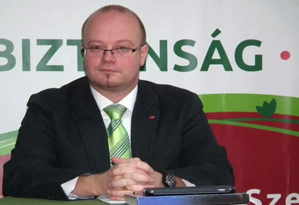Primarul municipiului Satu Mare, Kereskenyi Gabor, a declarat luni că a câştigat cu un "scor istoric" în toate secţiile de votare