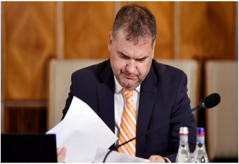 Ministrul Dezvoltării: ”Primarii vor alege între concedieri și tăieri de venituri”