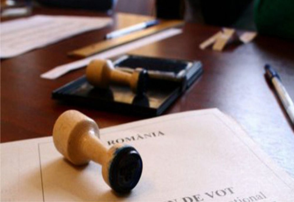 Lege nouă: Mandatele aleşilor locali, prelungite până la 1 noiembrie