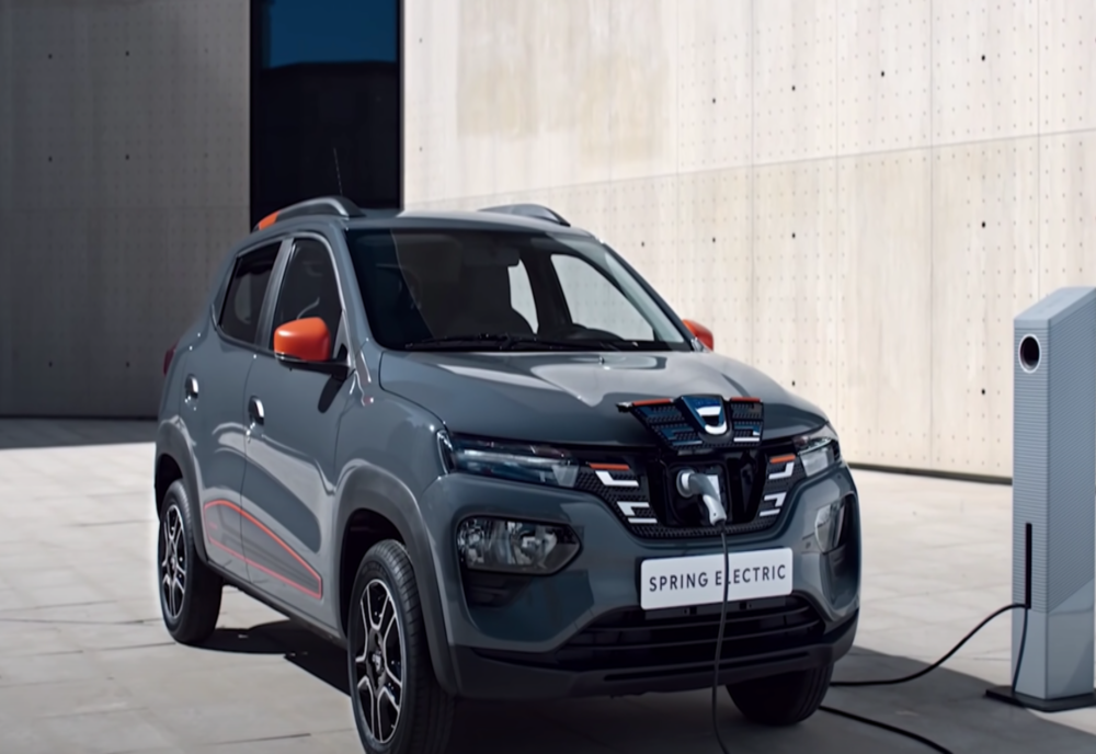 Ministrul Mediului, după ce s-a plimbat cu Dacia Spring: ”Sper să pornească revoluția mașinilor electrice în România”