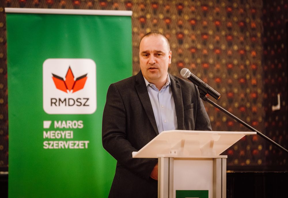 Adunarea Generală a UDMR Mureş l-a ales pe primarul oraşului Sângeorgiu de Pădure, Csibi Attila Zoltan, în funcţia de preşedinte al UDMR Mureş
