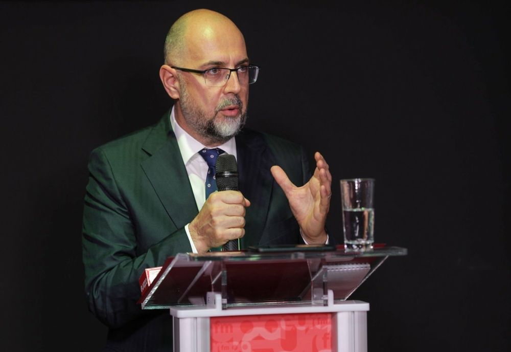 KELEMEN HUNOR: NU POŢI SĂ SPUI CĂ EXISTĂ STABILITATE POLITICĂ ÎN ROMÂNIA. NU EXISTĂ, DE FAPT, DE MAI BINE DE UN AN DE ZILE