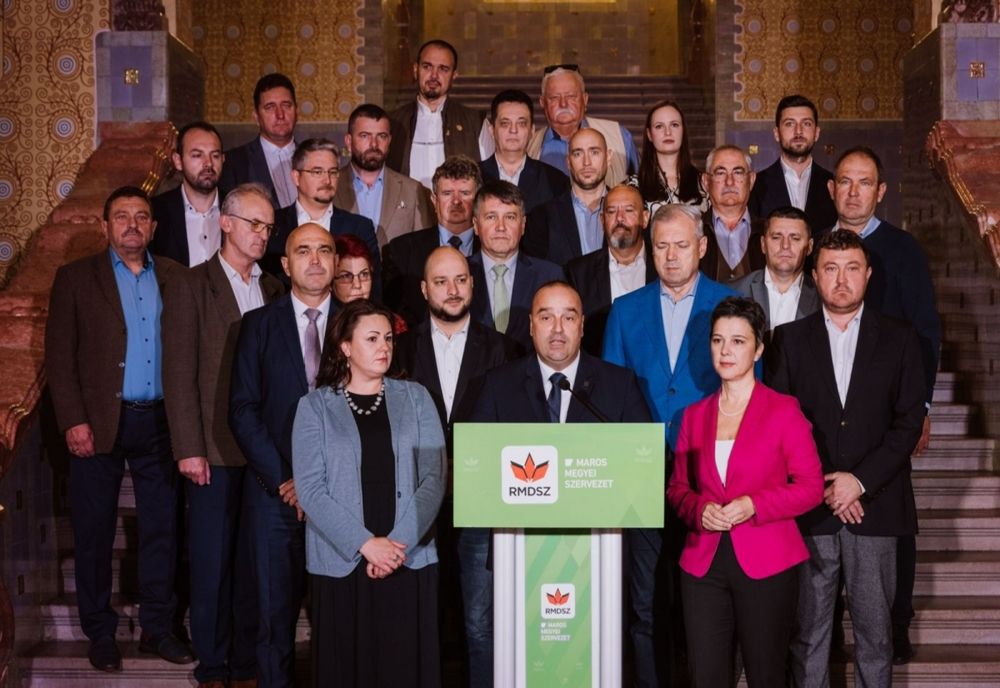 ORGANIZAȚIA JUDEȚEANĂ MUREȘ A UDMR A DEPUS DOSARELE CANDIDAȚILOR PENTRU CAMERA DEPUTAȚILOR ȘI SENAT