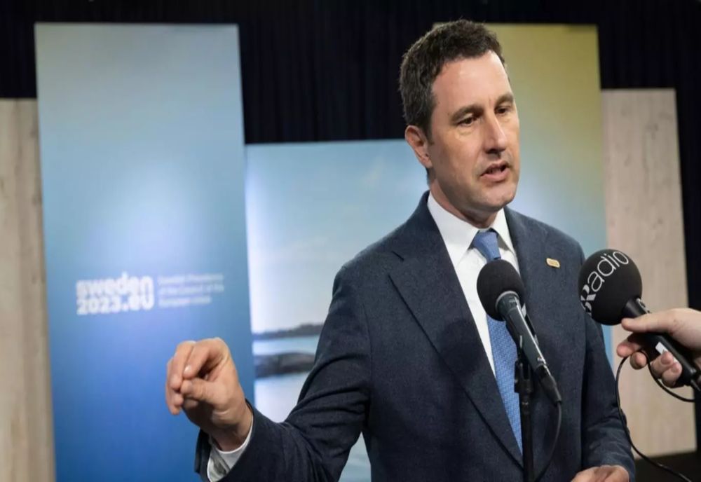 TANCZOS BARNA DESPRE GREVA DE LA METROU: EU N-AM NICIO PROBLEMĂ CU NICI O COMPANIE DE STAT, DACĂ MAJOREAZĂ SALARIILE, CU CONDIȚIA SĂ FIE PE PROFIT ȘI SĂ NU CEARĂ SUBVENȚII