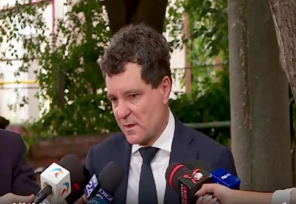 NICUȘOR DAN NU ACCEPTĂ CREȘTEREA TVA LA 21%. CONFRUNTARE TENSIONATĂ ÎNTRE PREȘEDINTE ȘI ILIE BOLOJAN - SURSE