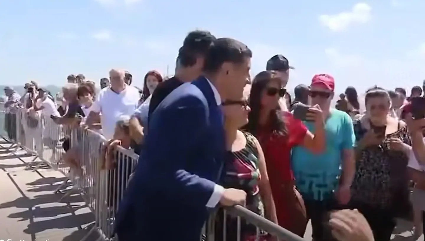 George Simion, alături de oameni de Ziua Marinei VIDEO