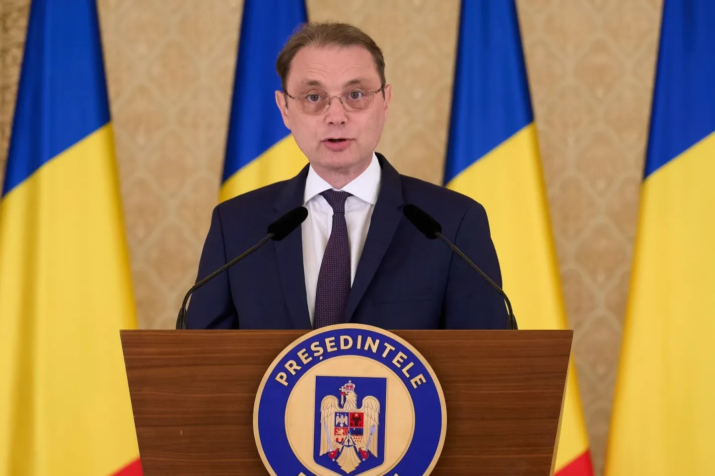 Luca Niculescu continuă negocierile pentru formarea Guvernului. Ce partide urmează să întâlnească astăzi: calendarul discuțiilor