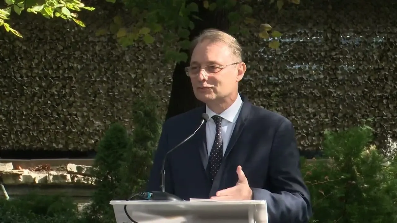 Luca Niculescu, după consultările cu PSD, PNL și UDMR: „Sunt mai multe formule posibile de guvern. Mai există opțiunea tehnocrată”