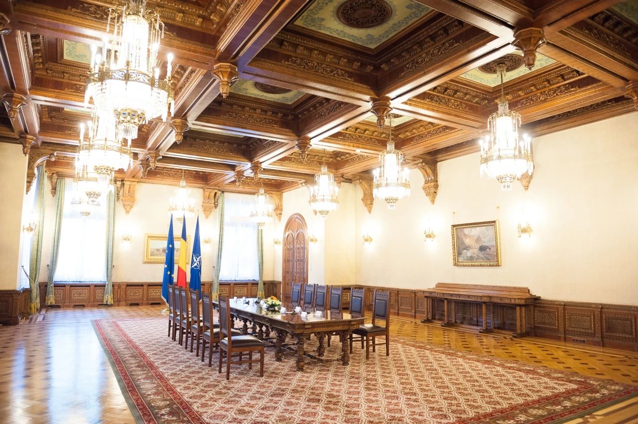 Tensiune maximă: 24 de ore până la consultările oficiale. Liniile roșii impuse de Nicușor Dan