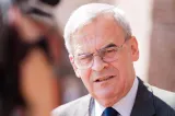 László Tőkés cere autonomie teritorială pentru Ținutul Secuiesc, de pe aceeași scenă cu Viktor Orbán: „De ce autodeterminarea maghiarilor este un subiect tabu?