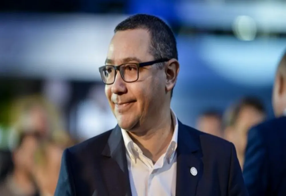Liderul Pro România: ”Jo napot kivanok PNL! Jo napot kivanok PSD!”