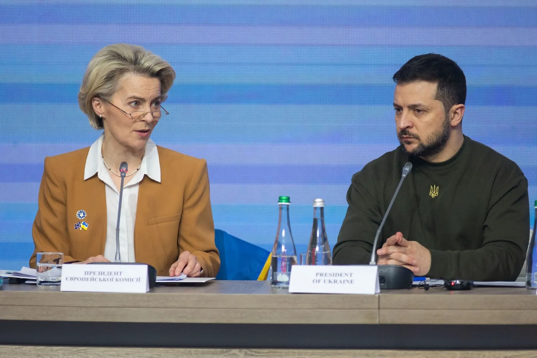 Ursula von der Leyen și Volodimir Zelenski (Profiemdai)