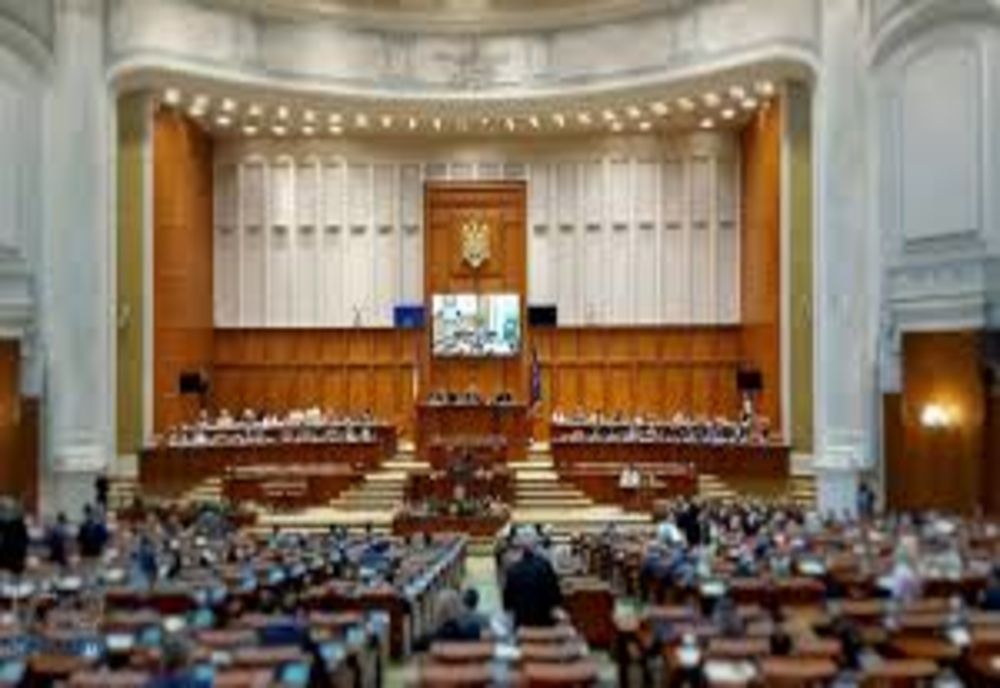 Senatorii și-au ales liderii pentru următorii 4 ani. Lista completă