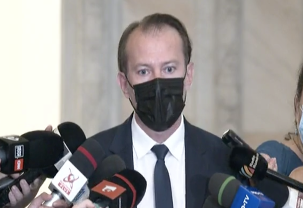 Cîţu: Personalul din învăţământ, cel medical, cât şi cel din MAI, MApN şi sistemul public trebuie ori să se vaccineze, ori să se testeze