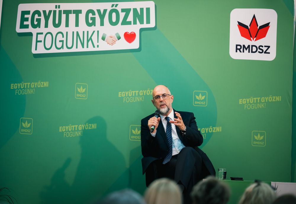 KELEMEN HUNOR: ESTE O POVARĂ ÎN PLUS PENTRU ANTONESCU FAPTUL CĂ IOHANNIS NU-ȘI DĂ DEMISIA