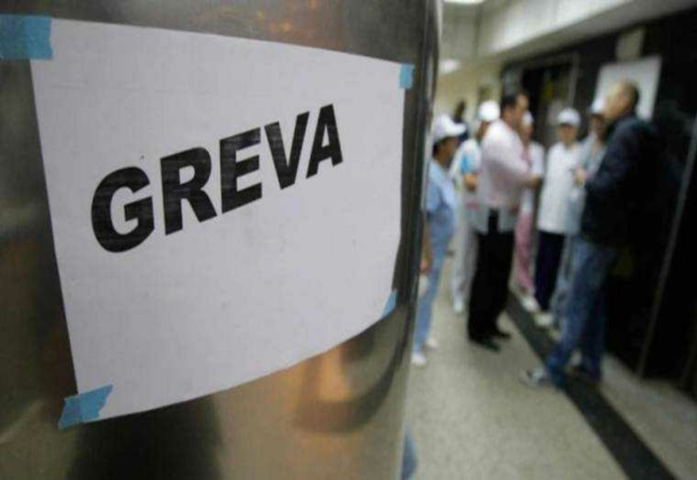 GREVĂ DE AVERTISMENT ÎN PRIMĂRII. LIDER SINDICAL: PACHETUL LUI BOLOJAN ESTE UNUL DE DISTRUGERE