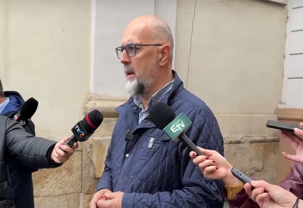 KELEMEN HUNOR: „TOȚI NE SPĂLĂM PE CAP CU ACEST DEFICIT. NU E NICIO BUCURIE SĂ FII LA GUVERNARE ACUM”