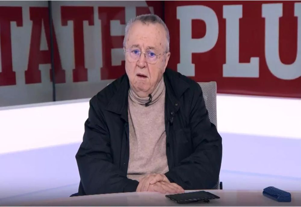 Ion Cristoiu acuză conducerea TVR de reîntoarcere la epoca Iliescu prin difuzarea documentarului Recorder