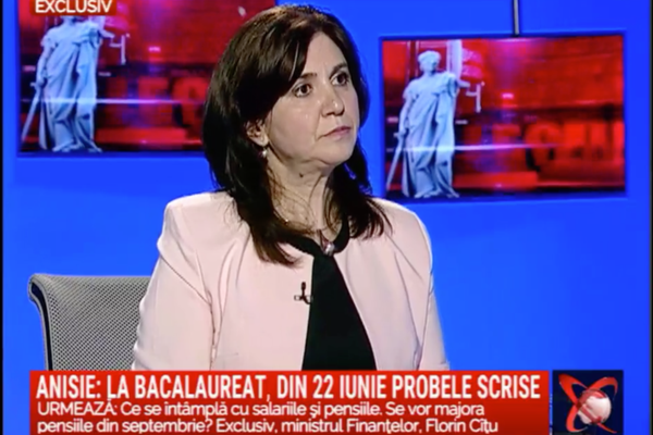 "Pas cu pas am ajuns în colaps educaţional - PNL a creat România NeEducată" - Moțiune împotriva ministrului Anisie