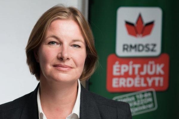 Purtătorul de cuvânt al UDMR: Nu e campanie, acum nu mai vorbiţi limba maghiară, acum ne puteţi jigni!