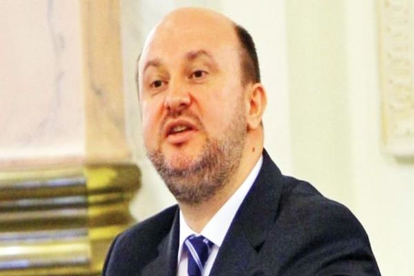 100% TU DECIZI! Păpușarul Daniel Chițoiu și ițele economice. Familie ucisă, de Crăciun, în accident