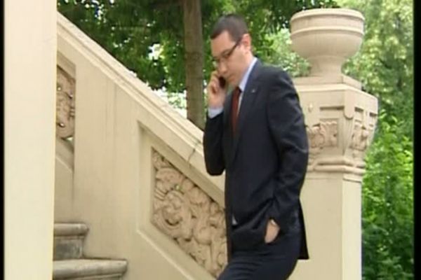 Liderul Pro România, Victor Ponta: Mi-e teamă că blatul din Parlament e și local