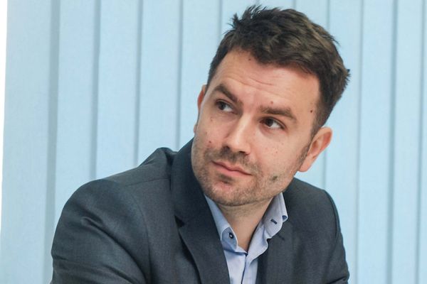 Ministrul Transporturilor, Cătălin Drulă: ”Există persoane care vin la serviciu doar ca să aibă de unde pleca acasă”