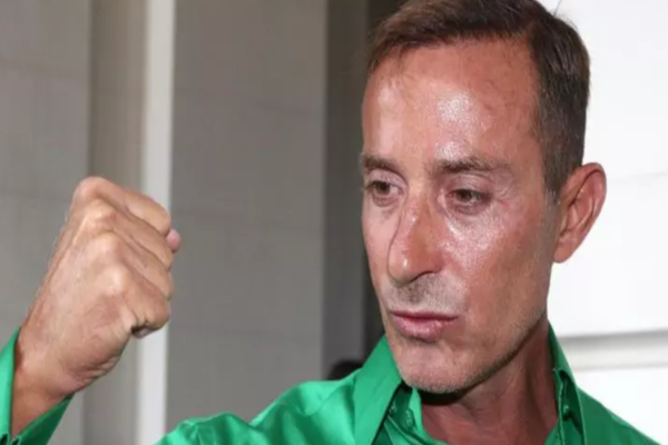 Ora 18:00 - Culisele statului paralel. Cum își impunea Mazăre oamenii în Guvern. A țipat la Geoană chiar în biroul său de la Senat