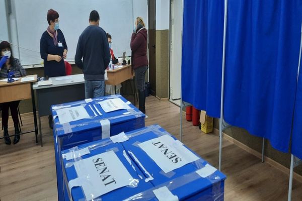 Olt şi Teleorman, în topul naţional al prezenţei la vot