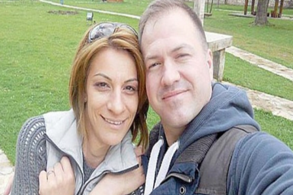 Politica o fi curvă, dar cu presa "de budoar" cum rămâne? Mișcarea "muy caliente", de la dreapta la stânga, a înflăcăratei familii Buble