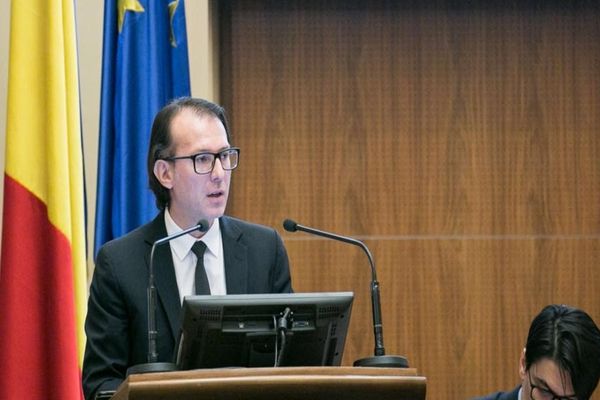 Premierul Florin Cîțu: Numărul paturilor din spitale a crescut.  Fac apel la români să respecte măsurile de protecție