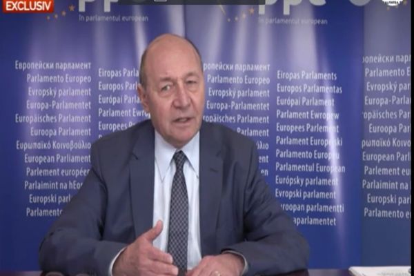 Băsescu mai cere demiterea unui ministru: ”Ce a făcut domnul Drulă este un atac mizerabil la adresa premierului”