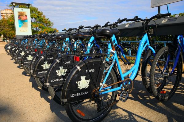 Proiectul de lege al UDMR, care defineşte şi categorizează drumurile pentru ciclism, a fost aprobat în Senat