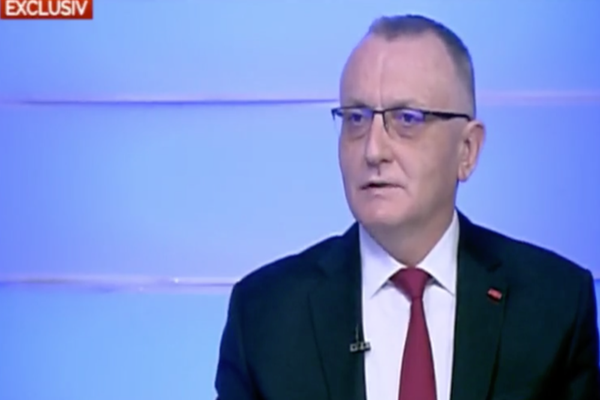 Când se va face școală exclusiv online? Explicațiile ministrului Educației