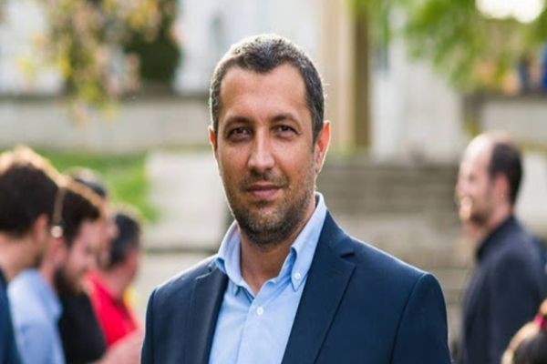 Culisele statului paralel | De ce nu demisionează miniștrii USR-PLUS și cum explică alianța cu AUR