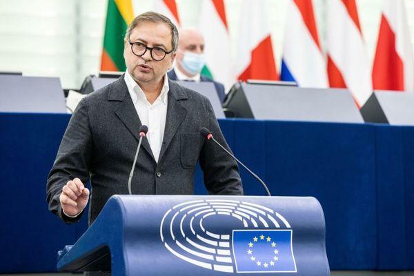 Eurodeputatul Dan Motreanu: “Sprijinim editorii, librarii și autorii europeni prin Legea piețelor digitale”