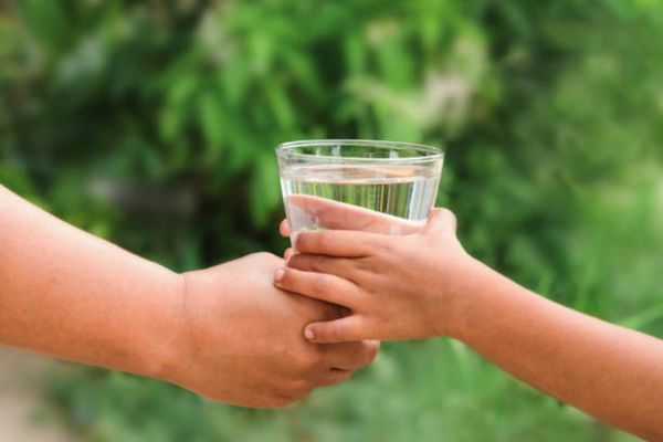 Administraţia Naţională Apele Române: Rezerva de apă în scădere, dar suficientă pentru toţi beneficiarii care se alimentează centralizat din sursa de apă de suprafaţă 