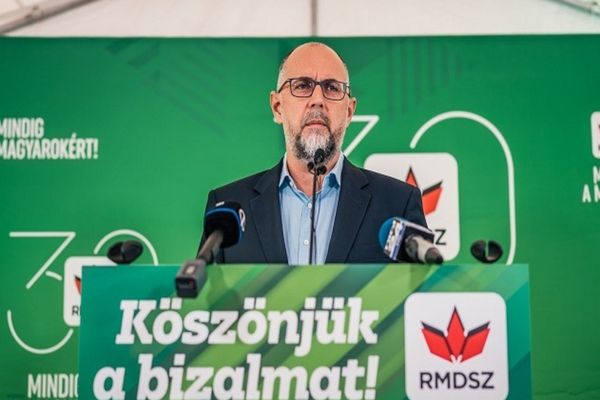 Kelemen Hunor:  "Nu trăim în România educată. Sper că copiii mei şi nepoţii mei vor trăi într-o România şi mai educată”