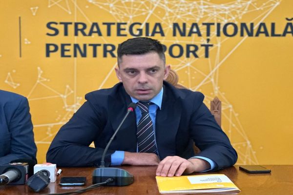 Ministrul Eduard Novak, în județul Galați: Alături de decidenții locali putem construi infrastructură și programe pentru înalta performanță