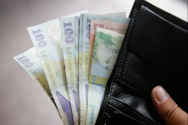 Regiunea Centru: Diferenţă de peste 2.200 de lei între salariul mediu brut din Sibiu şi Harghita