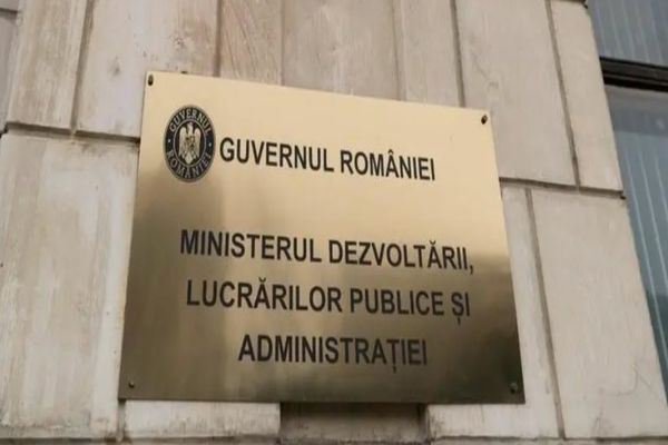 Grădiniţa Căsuța Fermecată din Craiova, cuprinsă de Ministerul Dezvoltării în Programul național de consolidare a clădirilor cu risc seismic ridicat