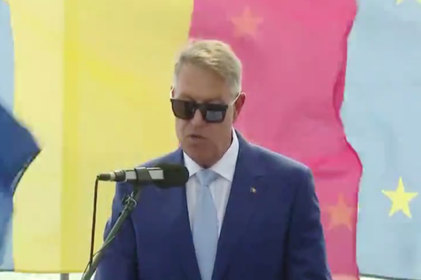 Transportatorii și fermierii cer ajutorul președintelui, Iohannis are alte priorități. Interesul personal, șefia Consiliului European, pus peste cel național!