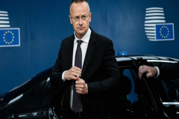 Ministrul ungar de Externe: Cu cât mai bune sunt relaţiile româno-ungare, cu atât mai bine e pentru comunitatea maghiară din Transilvania