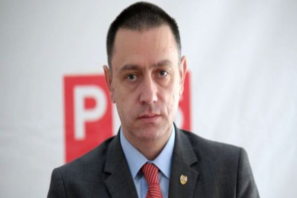 MIHAI FIFOR, DESPRE OBLIGAȚIA PLĂȚII CAS ȘI CASS: ”PSD RESPINGE MANIERA ÎN CARE PREMIERUL BOLOJAN A ÎNȚELES SĂ-I AVERTIZEZE PE PRIMARI ȘI PE PREȘEDINȚII DE CJ”
