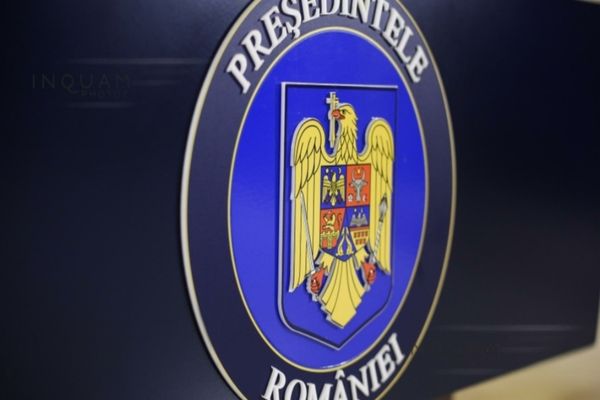 NICUȘOR DAN PREZINTĂ REZULTATELE UNUI SONDAJ DE OPINIE: GEORGESCU, PE PRIMUL LOC, CU APROAPE 40% ÎN INTENȚIA DE VOT A ROMÂNILOR