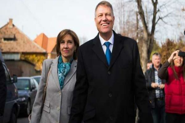 SURSE: KLAUS IOHANNIS A PIERDUT VILA DE LUX DIN AVIATORILOR, PENTRU REFACEREA CĂREIA STATUL A PRĂPĂDIT 9 MILIOANE DE EURO!