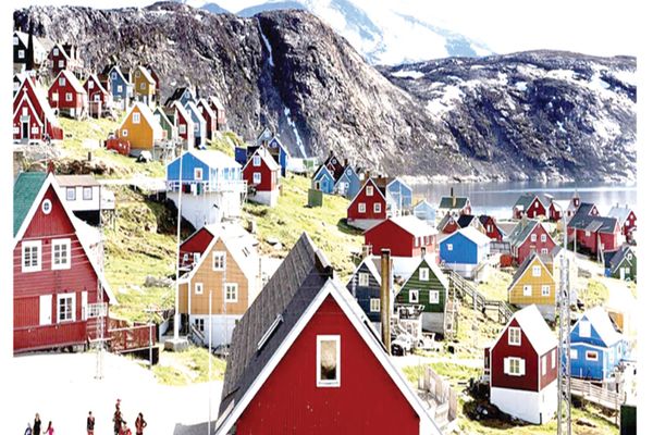 ”Nu vrem să fim americani”, afirmă partidele politice din parlamentul Groenlandei