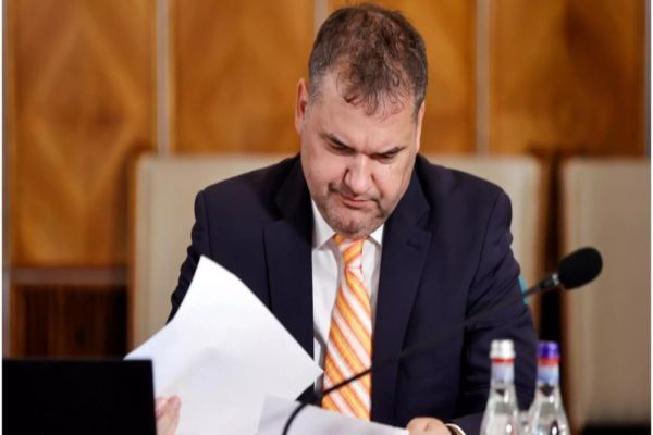 Ministrul Dezvoltării: ”Primarii vor alege între concedieri și tăieri de venituri”