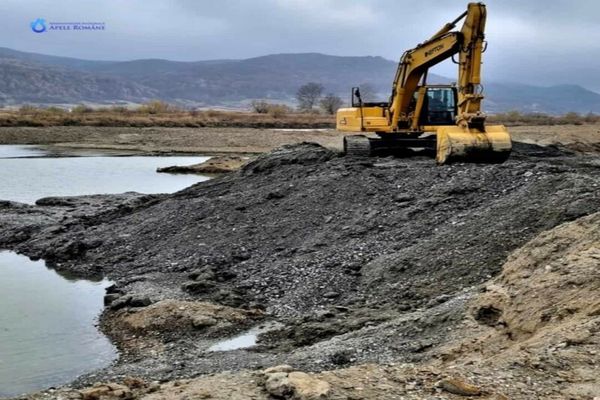 BUZOIANU: NUMĂRUL PERSOANELOR CARE VOR AVEA ȘI ATRIBUȚII DE INSPECȚIE PE DOMENIUL APE SE VA DUBLA, DE ASTĂZI